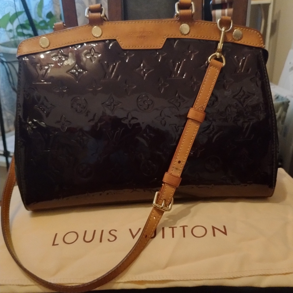 Louis Vuitton Brea Amarante Vernis MM Crossbody Bag DR0153 - Picture 13 of 13